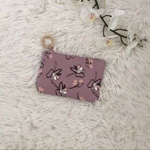 🎁 FREE W/ 40$+ • NWOT 💕 Ipsy Purple Makeup Bag💕